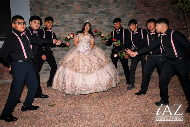 Errores en Colores de Quinceañera: Cómo Evitarlos Coordinacion con la Celebracion al quinceanera y los chambelanes 4 Coordinacion con la Celebracion al quinceañera y los chambelanes